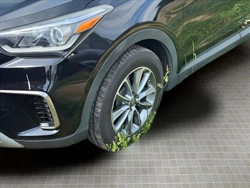 Used 2017 Hyundai Santa Fe SE AWD/4WD image 4