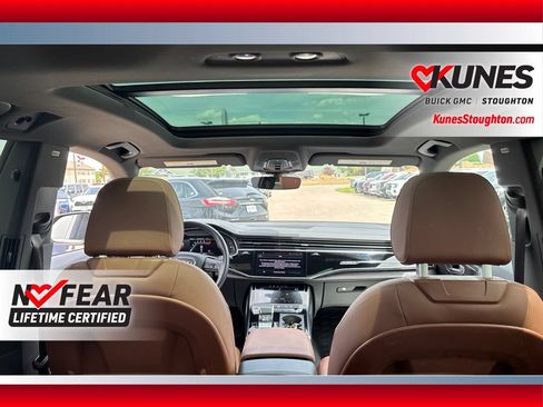 Used 2023 Audi Q8 Premium w/ Convenience Package AWD/4WD image 26