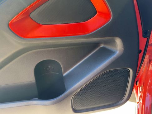 Used 2025 Nissan Frontier PRO-4X image 22