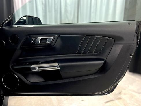 Used 2018 Ford Mustang GT Premium w/ Safe & Smart Package RWD image 36