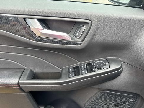 Used 2025 Ford Escape ST-Line FWD image 20