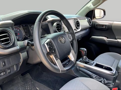 Used 2023 Toyota Tacoma SR5 RWD image 19