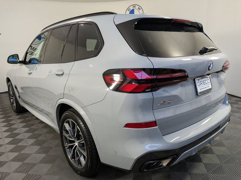 New 2026 BMW X5 xDrive40i w/ M Sport Package AWD/4WD image 8