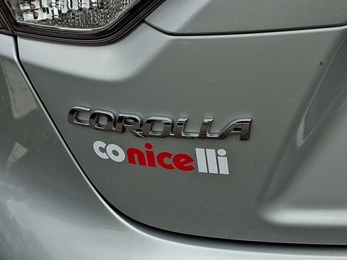 Used 2024 Toyota Corolla LE FWD image 29
