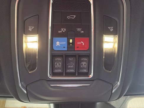 Certified 2024 Jeep Grand Cherokee Limited 4xe AWD/4WD image 27