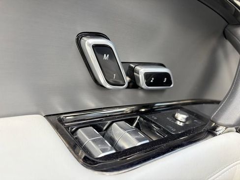 New 2025 Land Rover Range Rover Sport SE AWD/4WD image 8