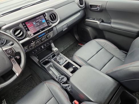 Used 2023 Toyota Tacoma TRD Pro image 12