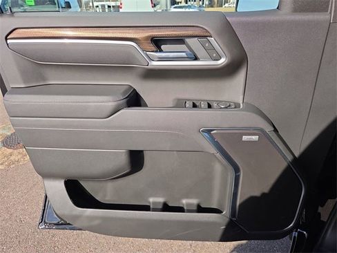 New 2026 Chevrolet Silverado 1500 RST w/ Redline Edition image 17