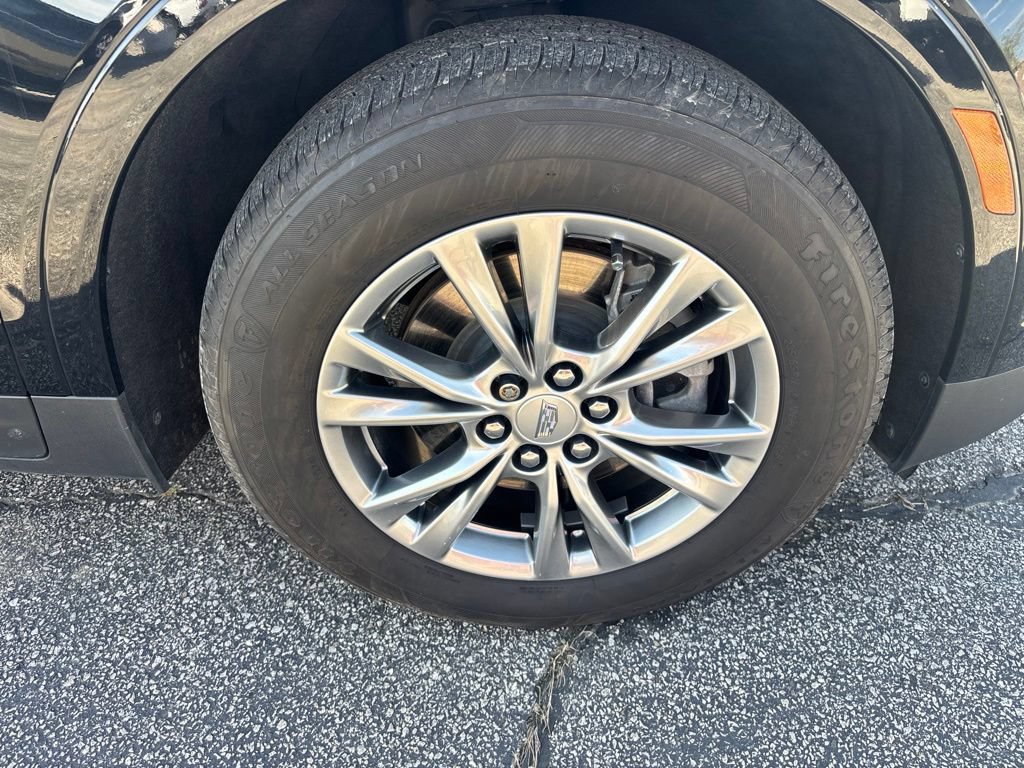 Used 2022 Cadillac XT5 Premium Luxury w/ Technology Package AWD/4WD image 11