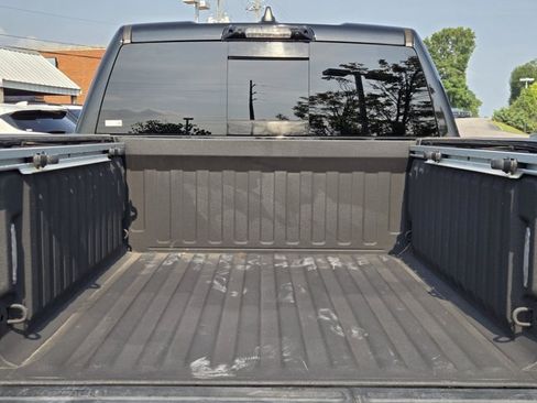Used 2022 RAM 1500 Limited AWD/4WD image 12