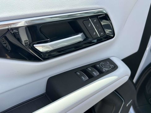 New 2026 Chevrolet Tahoe Premier AWD/4WD image 21