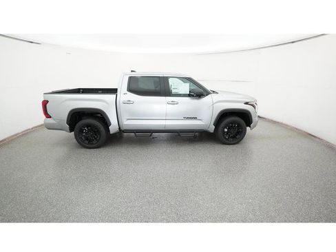 New 2025 Toyota Tundra SR5 w/ SR5 Premium Package AWD/4WD image 11