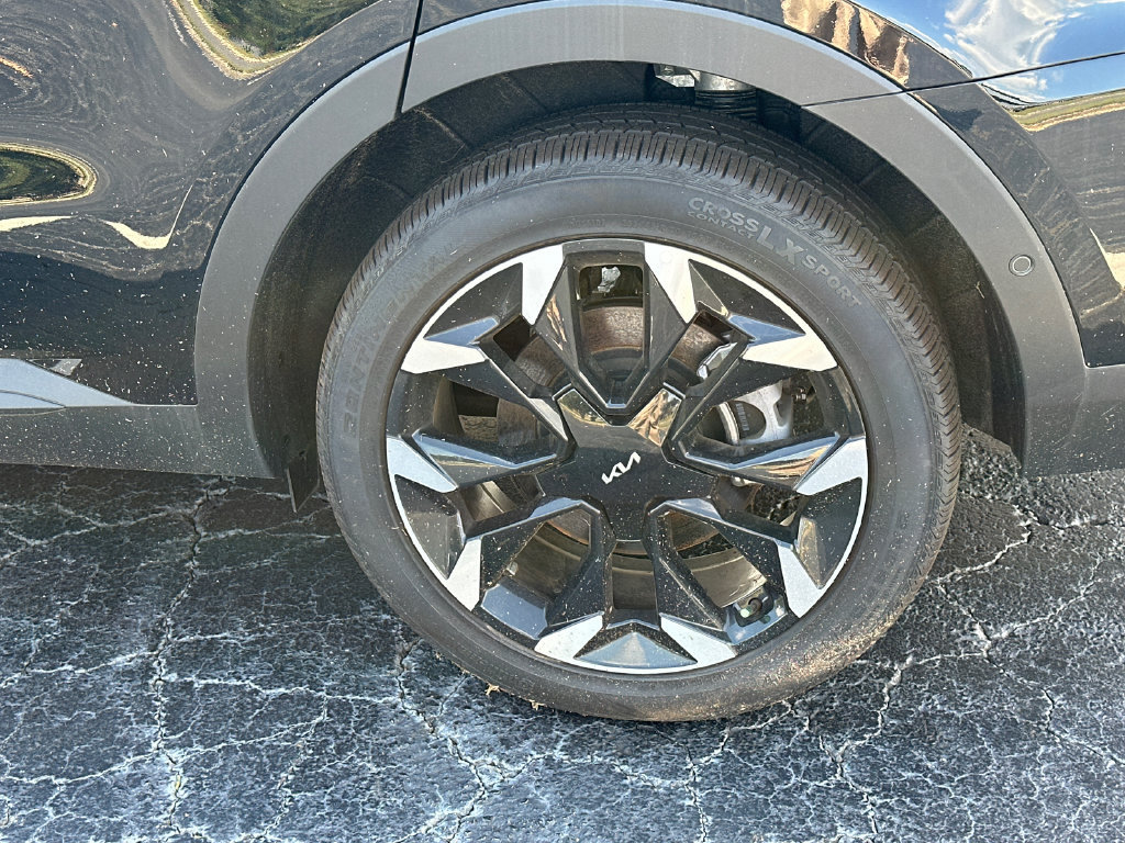 New 2025 Kia Sorento SX FWD image 19