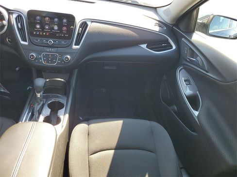 Used 2023 Chevrolet Malibu LT image 26
