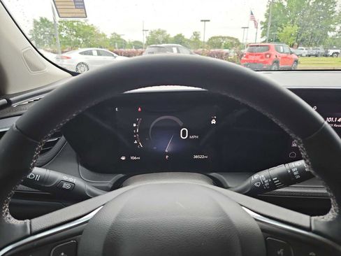 Used 2024 Buick Encore GX Preferred FWD image 33