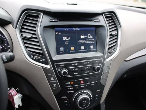 Used 2017 Hyundai Santa Fe Sport AWD/4WD image 22