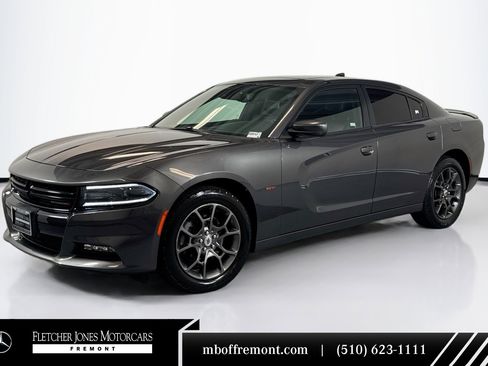 Used 2018 Dodge Charger GT image 1