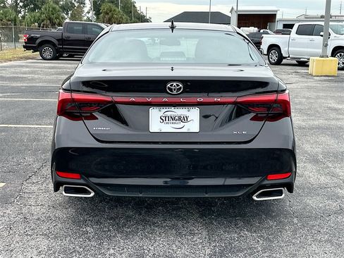 Used 2020 Toyota Avalon XLE image 6