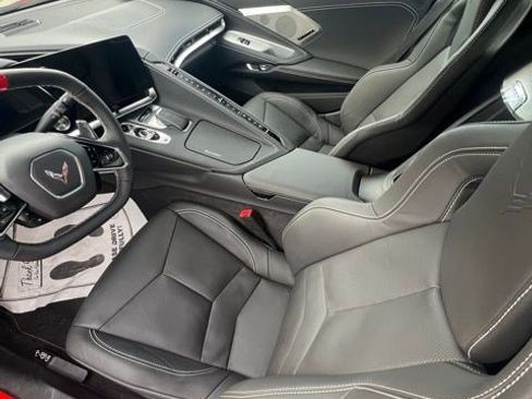 Used 2023 Chevrolet Corvette Stingray Preferred Cpe w/ 2LT image 5