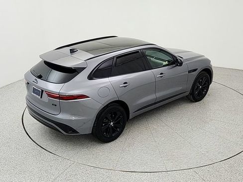 New 2026 Jaguar F-PACE R-Dynamic S image 33