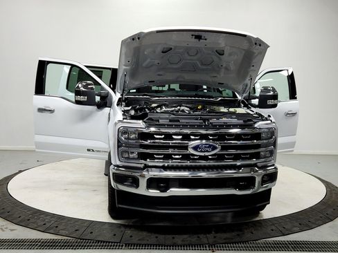 New 2026 Ford F250 Lariat w/ Chrome Package AWD/4WD image 10