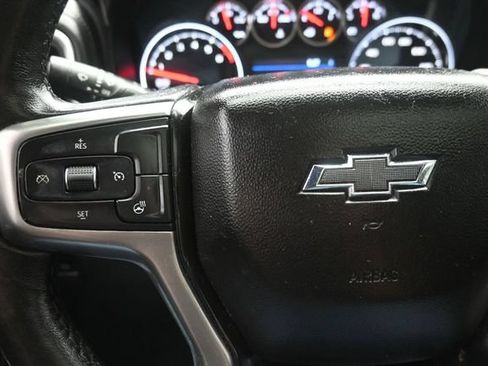 Used 2021 Chevrolet Silverado 1500 LT Trail Boss w/ Convenience Package II AWD/4WD image 28