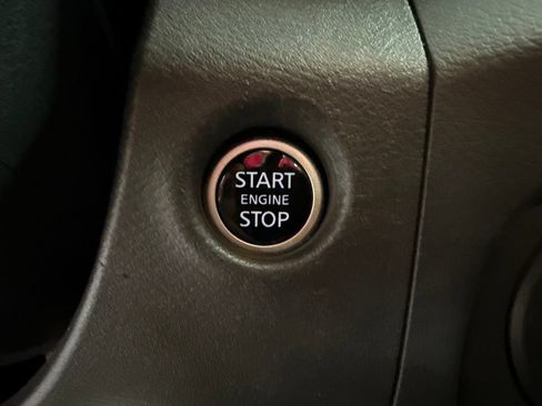 Used 2024 Nissan Frontier SV w/ Technology Package RWD image 20