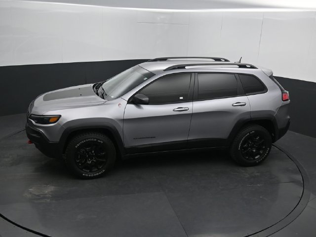 Used 2021 Jeep Cherokee Trailhawk w/ Trailer Tow Group AWD/4WD image 47