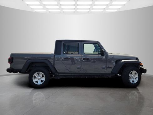 Used 2020 Jeep Gladiator Sport w/ Quick Order Package 24S AWD/4WD image 3