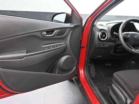 Used 2022 Hyundai Kona SEL FWD image 17