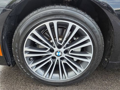 Used 2020 BMW 530i xDrive w/ Convenience Package AWD/4WD image 9