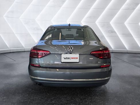 Used 2017 Volkswagen Passat 1.8T SE image 5