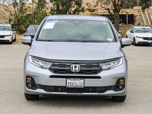 Certified 2026 Honda Odyssey EX-L image 2