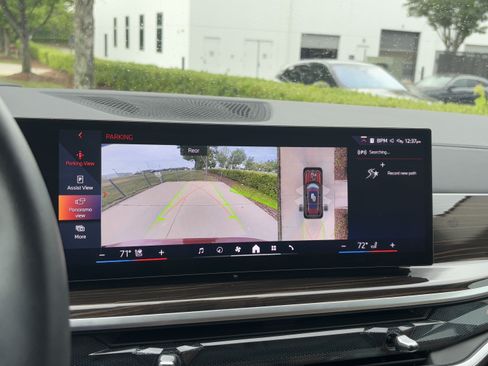 Certified 2025 BMW X7 xDrive40i AWD/4WD image 23