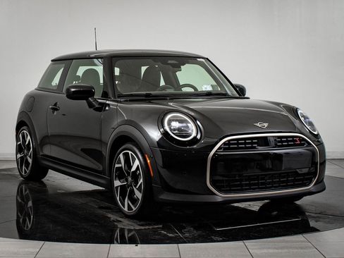 Certified 2025 MINI Cooper S image 12