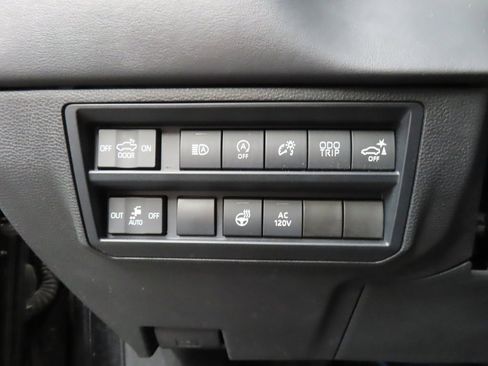 Used 2022 Toyota Tundra Platinum image 45