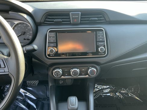 Used 2025 Nissan Versa S w/ S Plus Package FWD image 2