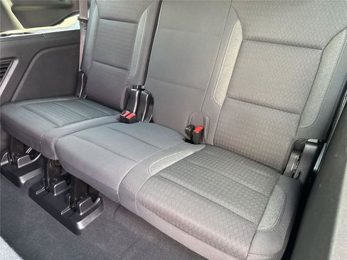 Used 2023 Chevrolet Tahoe LS AWD/4WD image 34