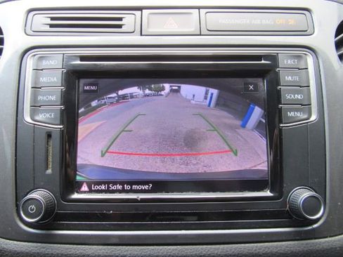 Used 2017 Volkswagen Tiguan Wolfsburg Edition image 8