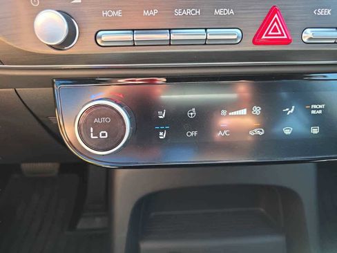 Used 2026 Hyundai Palisade Calligraphy FWD image 24