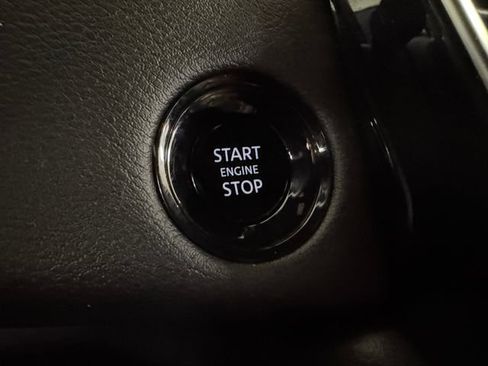 Used 2025 Nissan Armada SL w/ Captain's Chari Seat Package RWD image 12
