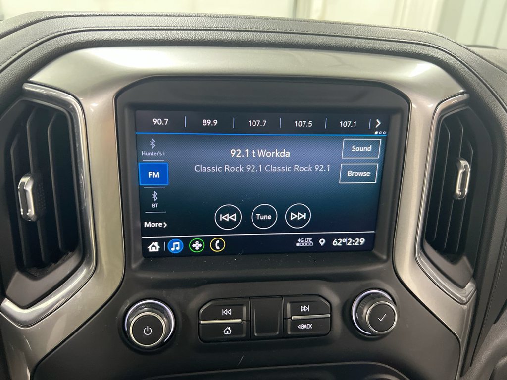 Used 2020 Chevrolet Silverado 1500 LT w/ All-Star Edition AWD/4WD image 14