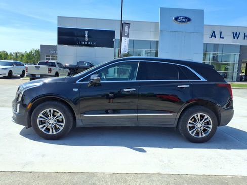 Used 2023 Cadillac XT5 Premium Luxury image 2