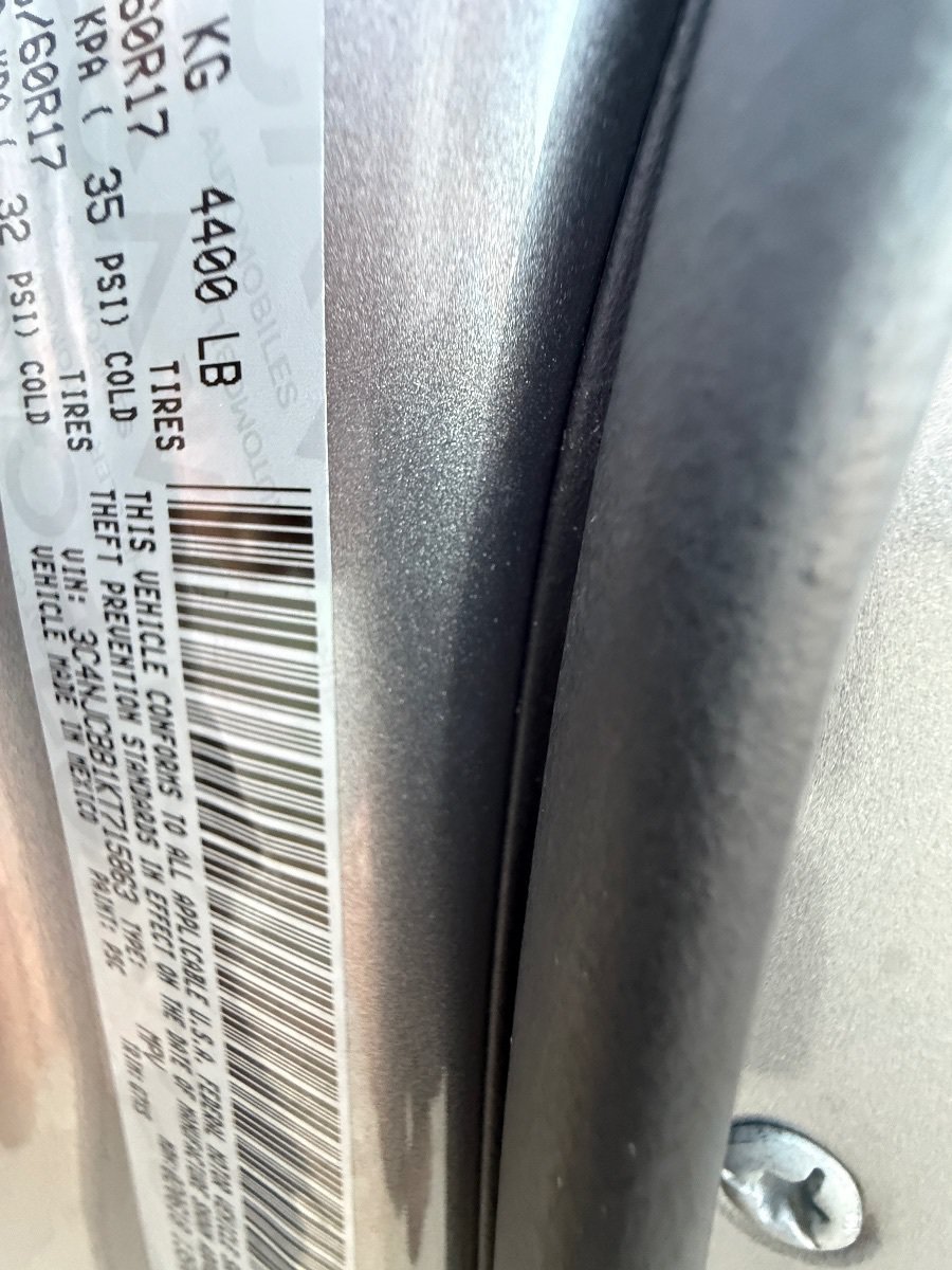 Used 2019 Jeep Compass Latitude FWD image 26