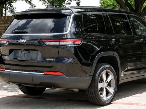 Used 2022 Jeep Grand Cherokee L Limited RWD image 17