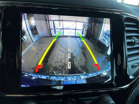 Used 2019 Jeep Grand Cherokee Limited X image 25