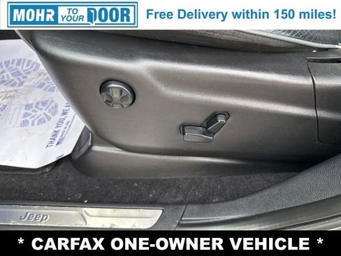 Used 2020 Jeep Grand Cherokee Overland image 11