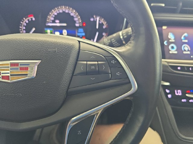 Used 2017 Cadillac XT5 Premium Luxury AWD/4WD image 19