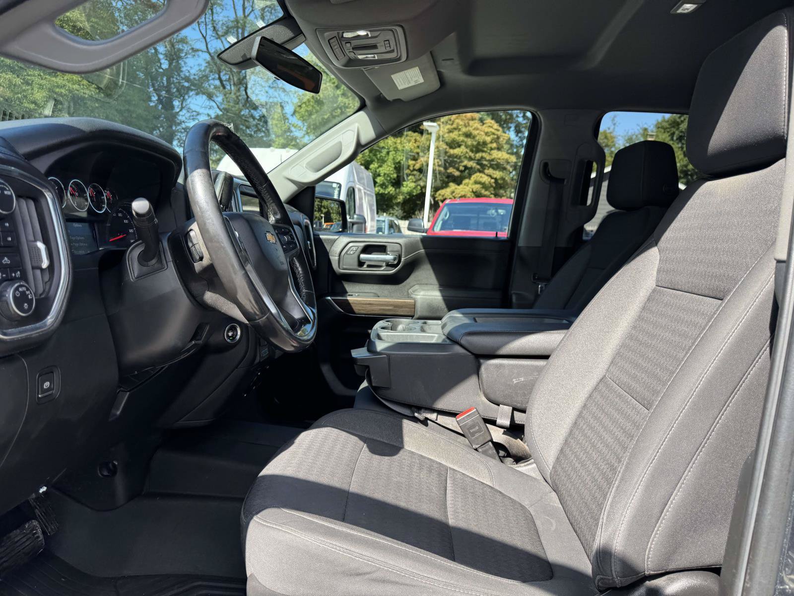 Used 2020 Chevrolet Silverado 1500 LT w/ All-Star Edition AWD/4WD image 12