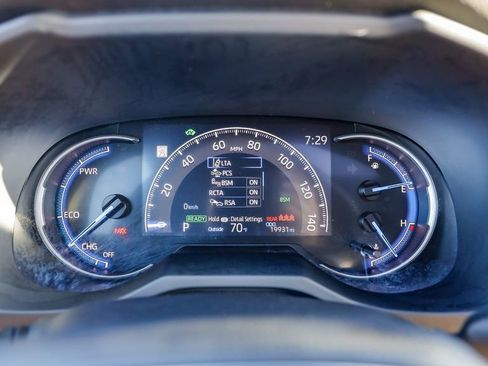 Used 2024 Toyota RAV4 SE image 24